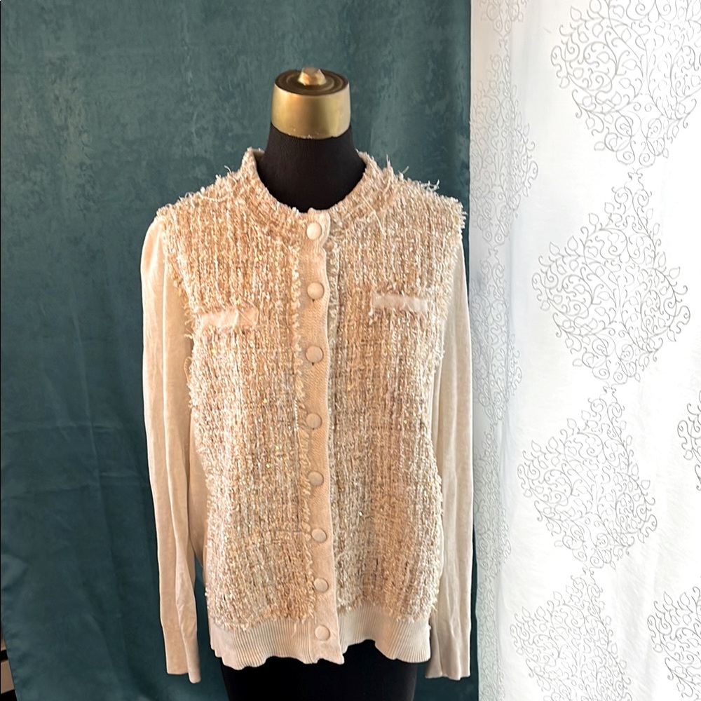 Tweed front light sweater.